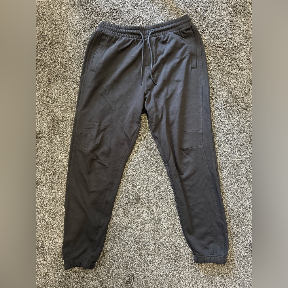 Gymshark Rest Day Essentials Sweatpants Men’s Size Medium $30